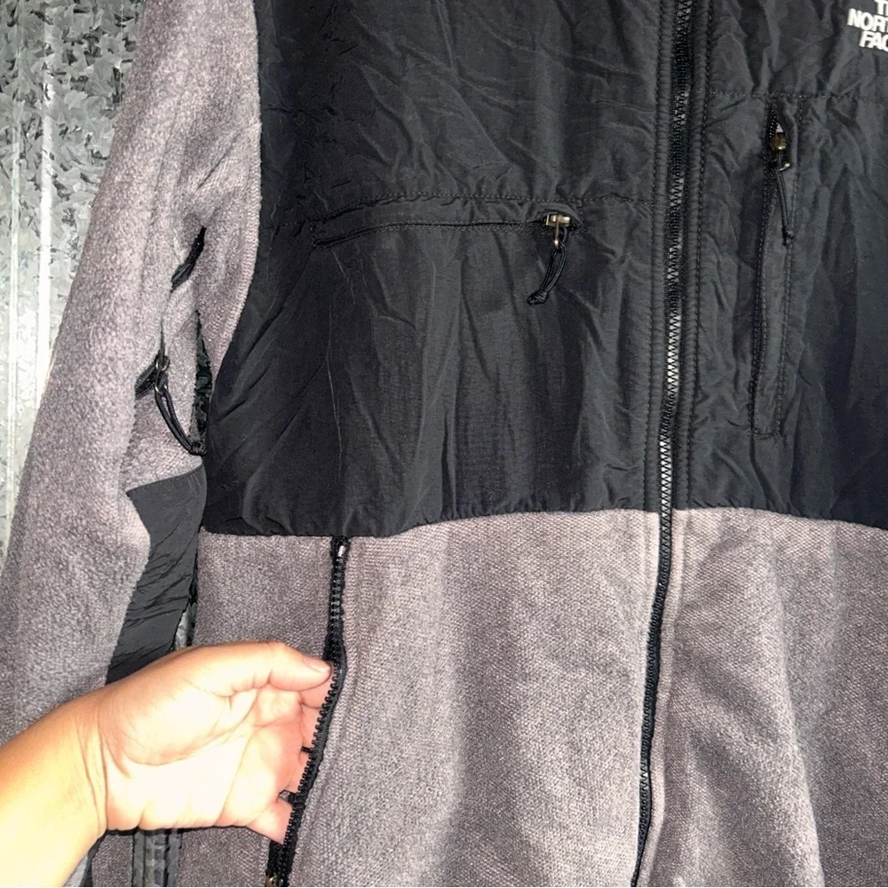 The North Face Men's Black and Gray Performance Jacket